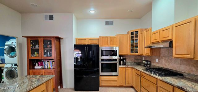 2011 Desert Springs Court, Las Cruces, NM 88011