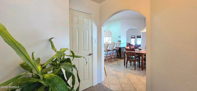 2011 Desert Springs Court, Las Cruces, NM 88011