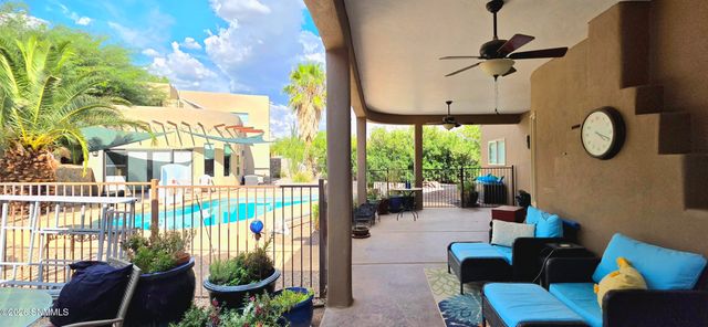 2011 Desert Springs Court, Las Cruces, NM 88011