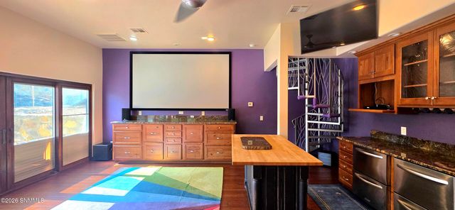 2011 Desert Springs Court, Las Cruces, NM 88011