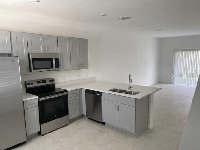 3158 SKYLINE LOOP, Kissimmee, FL 34758