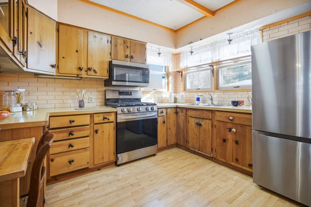 4833 13th Avenue S, Minneapolis, MN 55417