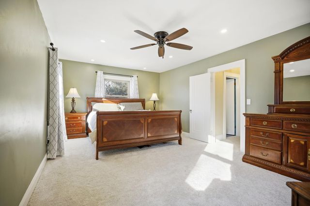 4833 13th Avenue S, Minneapolis, MN 55417