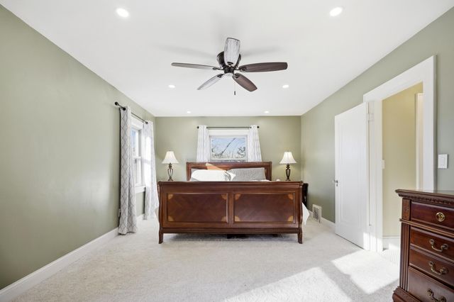 4833 13th Avenue S, Minneapolis, MN 55417