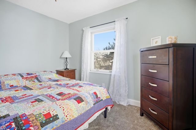 4833 13th Avenue S, Minneapolis, MN 55417