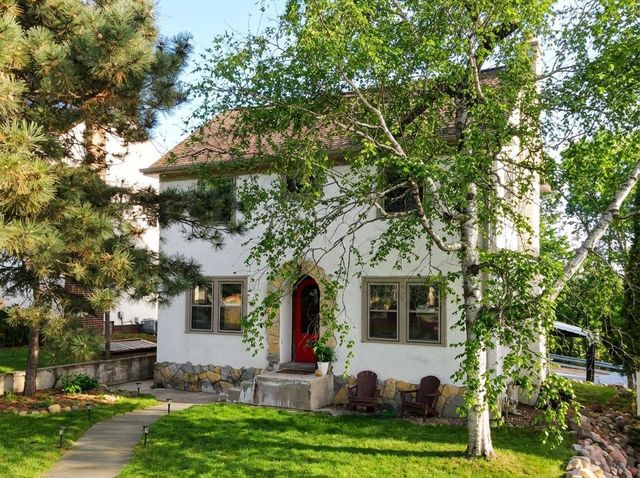 4833 13th Avenue S, Minneapolis, MN 55417