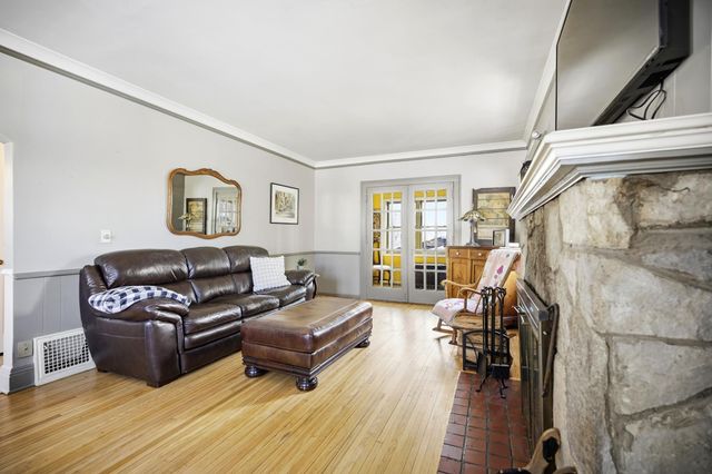 4833 13th Avenue S, Minneapolis, MN 55417