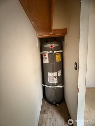 14003 70th Street E, Sumner, WA 98390