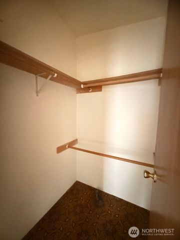 14003 70th Street E, Sumner, WA 98390