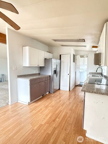 14003 70th Street E, Sumner, WA 98390