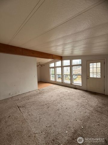 14003 70th Street E, Sumner, WA 98390