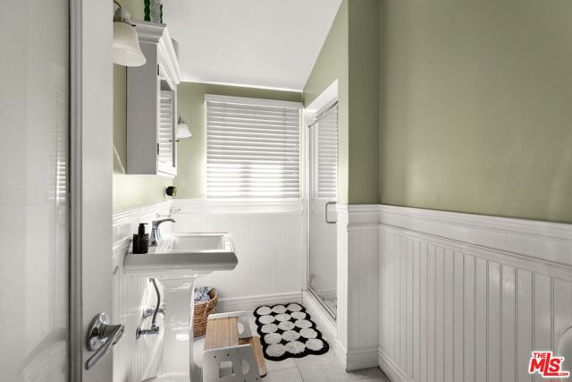 3411 Tareco Drive, Los Angeles, CA 90068