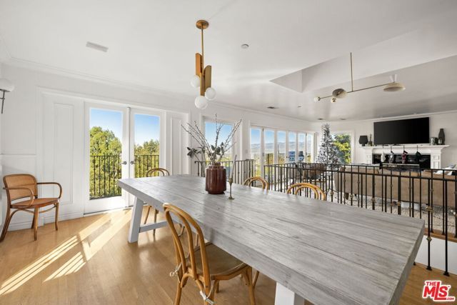 3411 Tareco Drive, Los Angeles, CA 90068