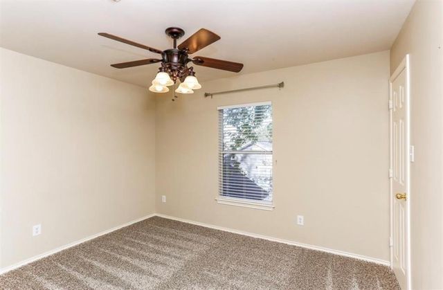 730 Redwing Place Drive, Houston, TX 77009