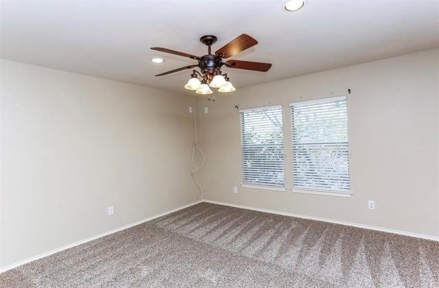 730 Redwing Place Drive, Houston, TX 77009