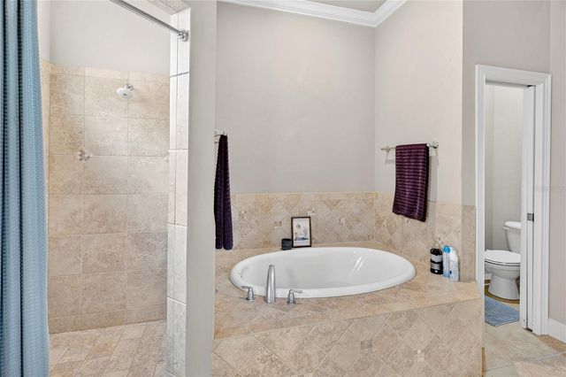 11102 NW 18TH ROAD, Gainesville, FL 32606