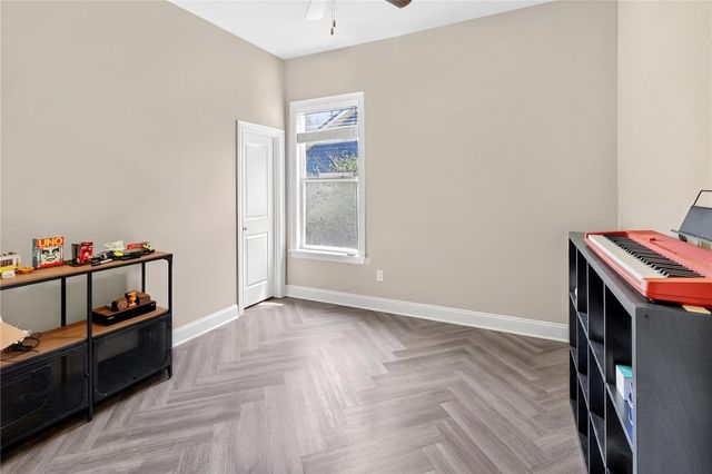 11102 NW 18TH ROAD, Gainesville, FL 32606