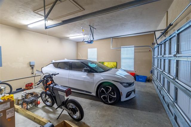 11102 NW 18TH ROAD, Gainesville, FL 32606