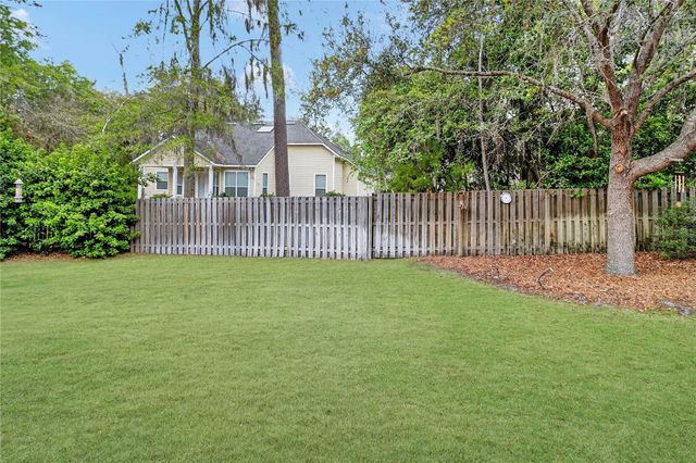 11102 NW 18TH ROAD, Gainesville, FL 32606