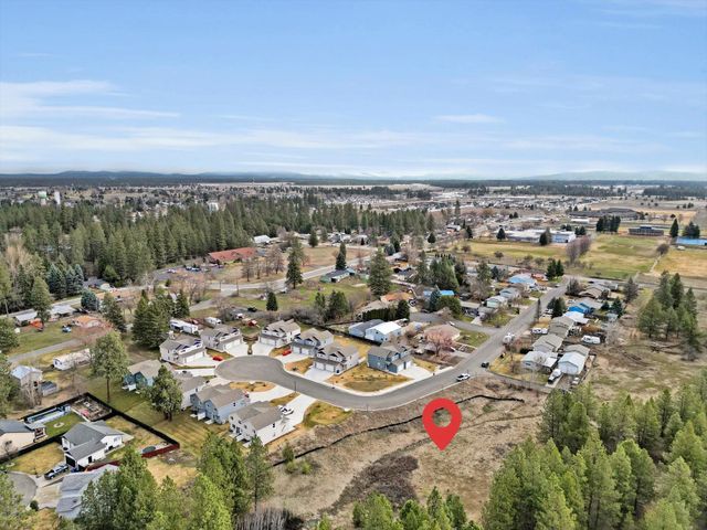 8xx E F St, Deer Park, WA 99006