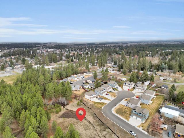 8xx E F St, Deer Park, WA 99006