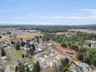 8xx E F St, Deer Park, WA 99006