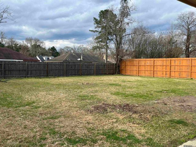 7547 Green Gate Dr, Baton Rouge, LA 70811