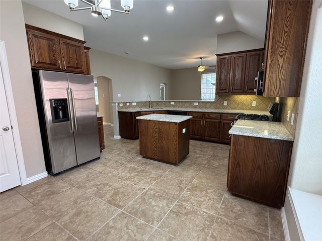 108 Cole Street, Forney, TX 75126