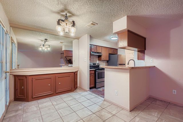 3100 Jeanetta Street 602, Houston, TX 77063