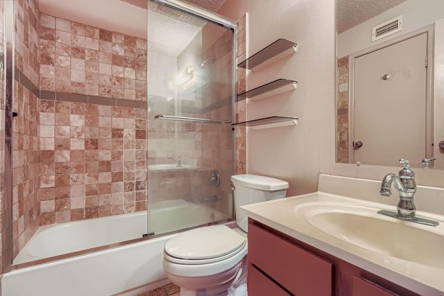 3100 Jeanetta Street 602, Houston, TX 77063