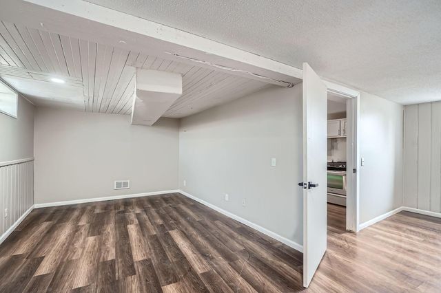 723 Lowry Avenue NE, Minneapolis, MN 55418