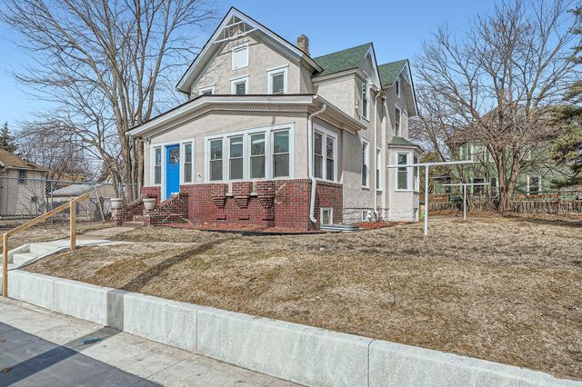 723 Lowry Avenue NE, Minneapolis, MN 55418