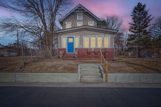 723 Lowry Avenue NE, Minneapolis, MN 55418