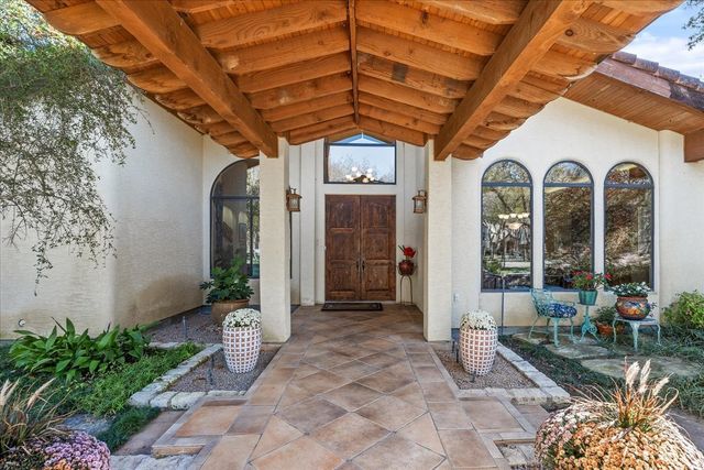 8309 Ashbriar Lane, Fort Worth, TX 76126