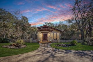 8309 Ashbriar Lane, Fort Worth, TX 76126