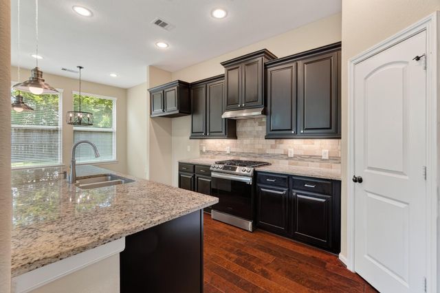 74 S Sawbridge Circle, The Woodlands, TX 77389