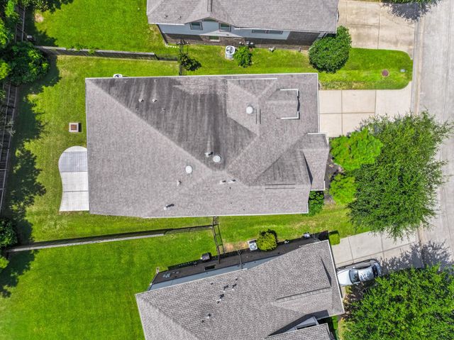 74 S Sawbridge Circle, The Woodlands, TX 77389