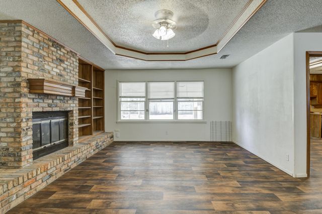 1212 E Broadway Street, Brownfield, TX 79316