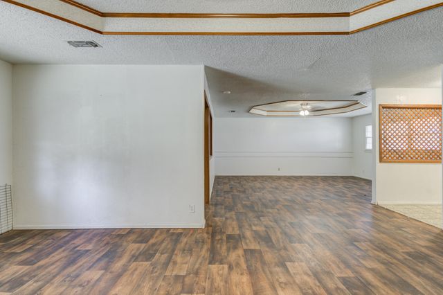 1212 E Broadway Street, Brownfield, TX 79316