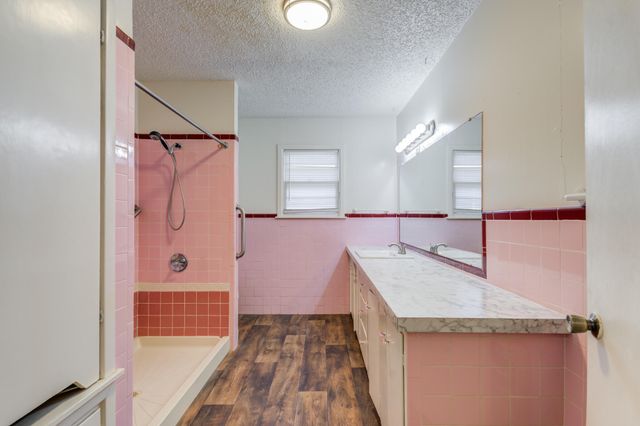 1212 E Broadway Street, Brownfield, TX 79316