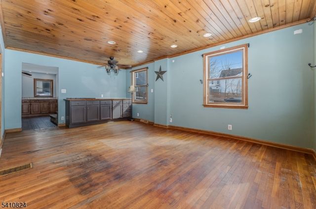 307 Warren St, Phillipsburg Town, NJ 08865