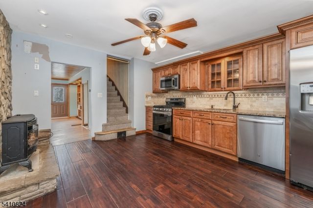 307 Warren St, Phillipsburg Town, NJ 08865