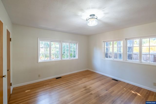 2635 NE Seavy Pl, Corvallis, OR 97330