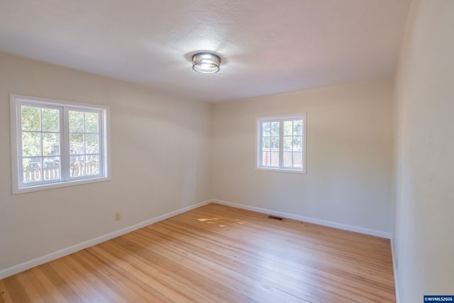 2635 NE Seavy Pl, Corvallis, OR 97330