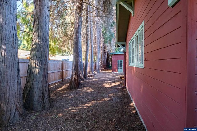 2635 NE Seavy Pl, Corvallis, OR 97330