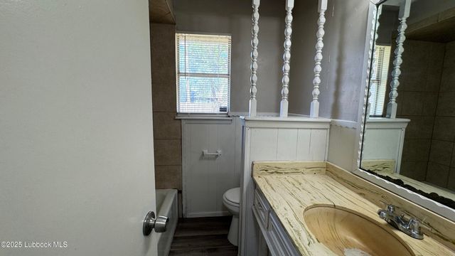 2302 40th Street, Lubbock, TX 79412