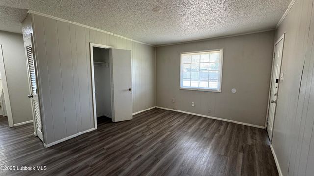 2302 40th Street, Lubbock, TX 79412