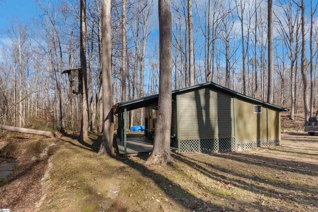 413 Edisto. Road, Gray Court, SC 29645