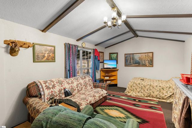 413 Edisto. Road, Gray Court, SC 29645