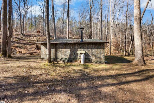 413 Edisto. Road, Gray Court, SC 29645